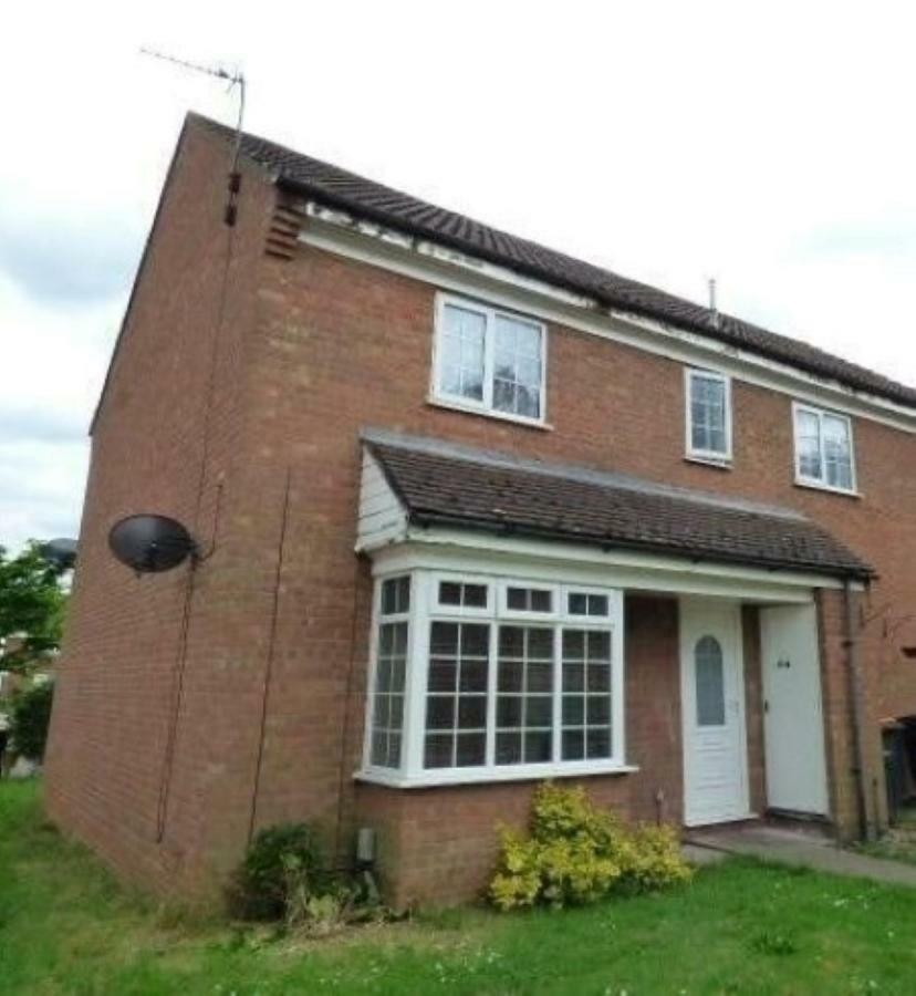 Kempston Cosy Lodge Bedford Exterior photo